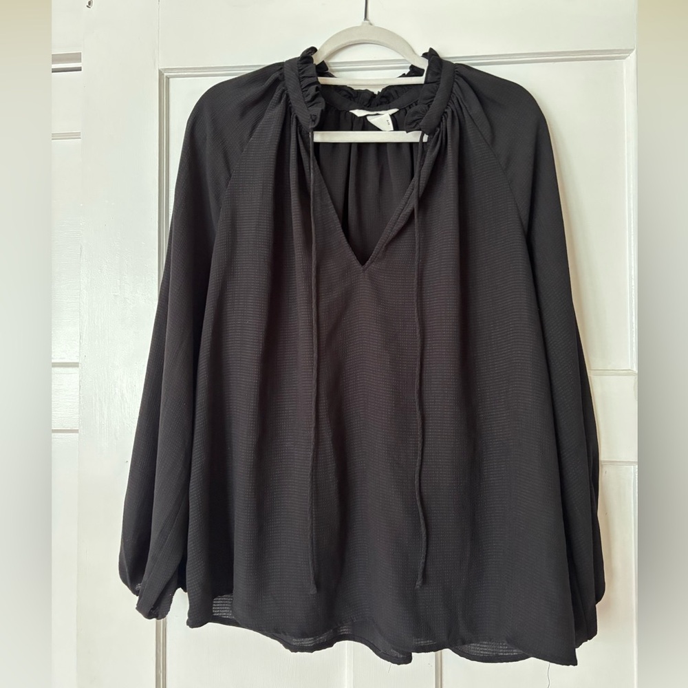 H&M black blouse
